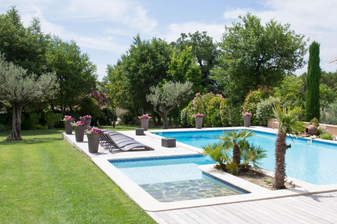 Bed and Breakfast Le Bouquet De L Aromate Joucas Exteriér fotografie